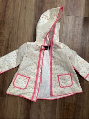 Cynthia Rowley Cream Hooded Raincoat with Pink Trim
